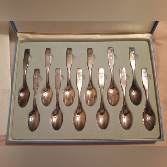 Canadian Spoons - Picture 6 of 7